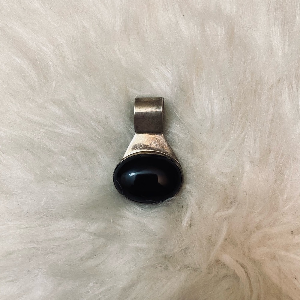 925 Sterling silver onyx pendant large
